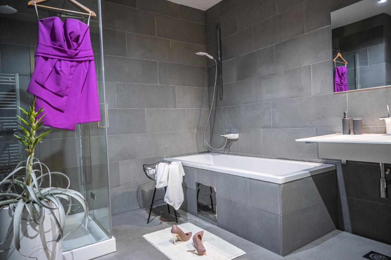 Vila Vipolze - Rooms & J. Suites Екстер'єр фото